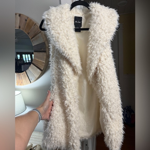 ME JANE Faux Fur Vest Tunic Length With Pockets! - Picture 4 of 5